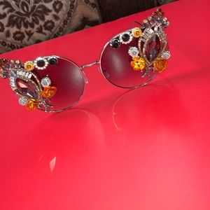 Customized sunglasses ,